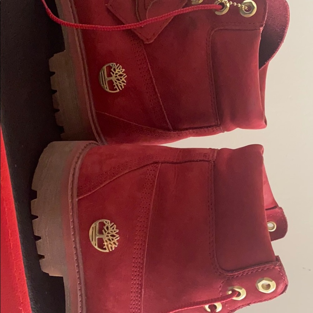 Timberlands (red) - Picture 2 of 5